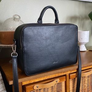 Matt & Nat Muse Messenger bag.